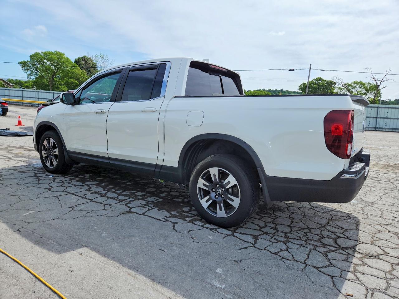 2019 HONDA RIDGELINE RTL photo 4