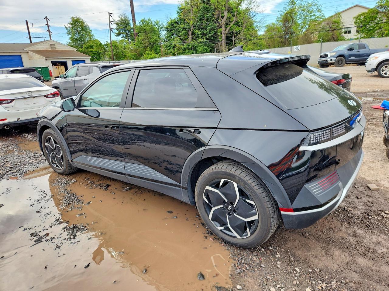 2023 HYUNDAI IONIQ 5 SEL photo 4