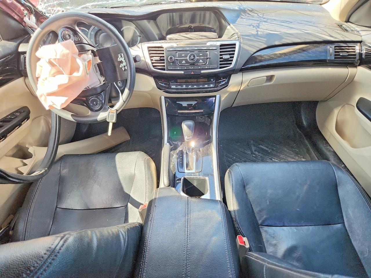 2016 HONDA ACCORD LX photo 8