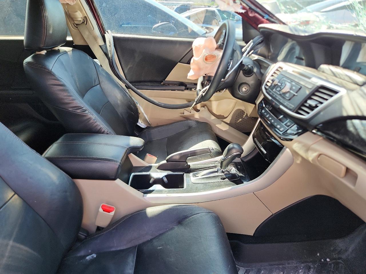 2016 HONDA ACCORD LX photo 7