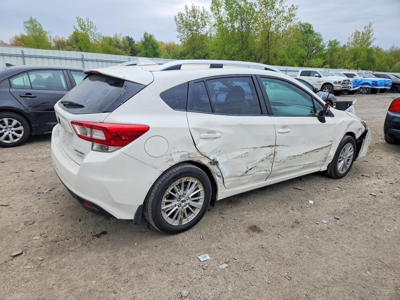 2017 SUBARU IMPREZA PREMIUM photo 7