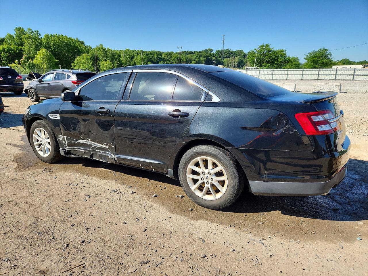 2014 FORD TAURUS SE photo 4