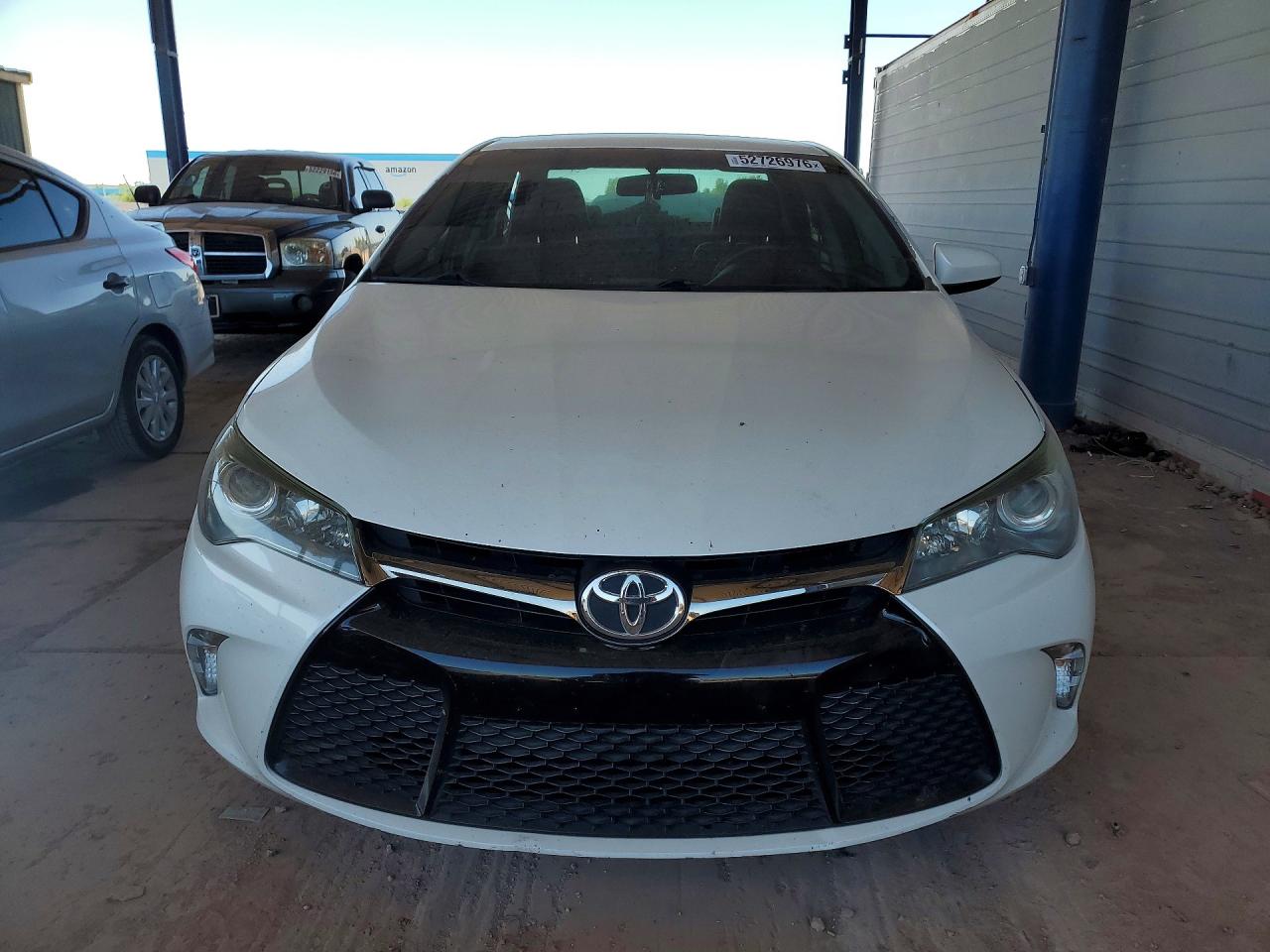 2015 TOYOTA CAMRY SE photo 9