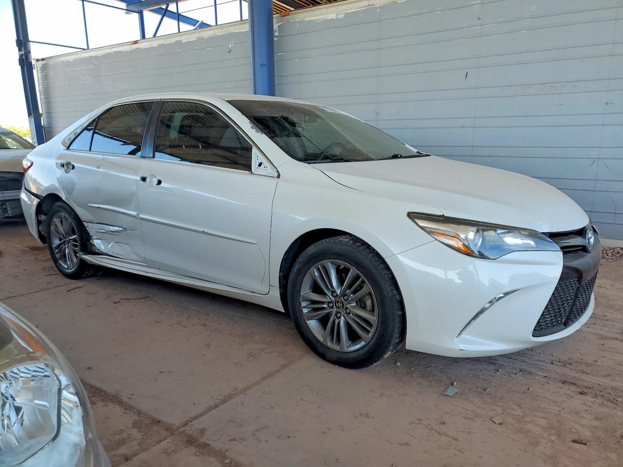 2015 TOYOTA CAMRY SE photo 7