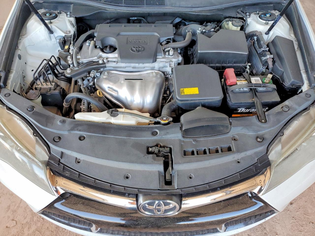 2015 TOYOTA CAMRY SE photo 21