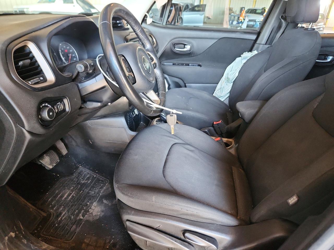2015 JEEP RENEGADE LATITUDE photo 7