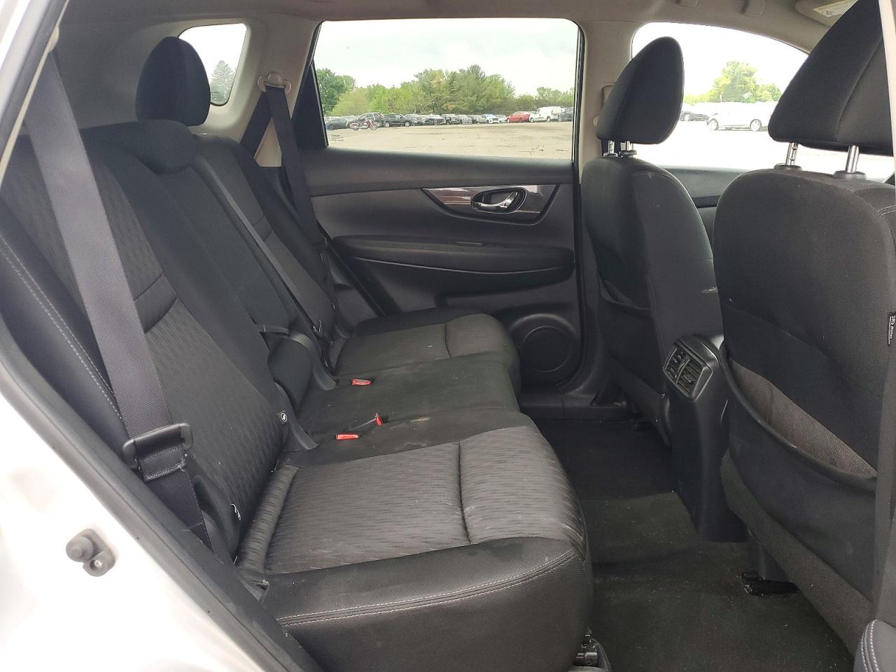 2019 NISSAN ROGUE SV photo 31