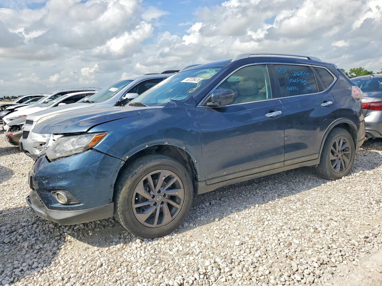 2016 NISSAN ROGUE