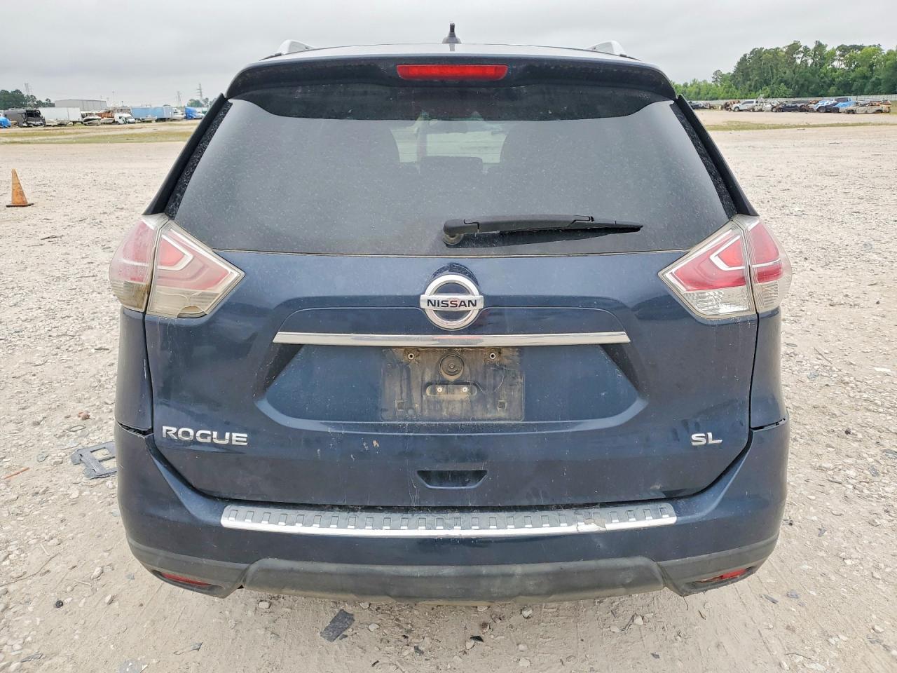 2016 NISSAN ROGUE SL photo 11