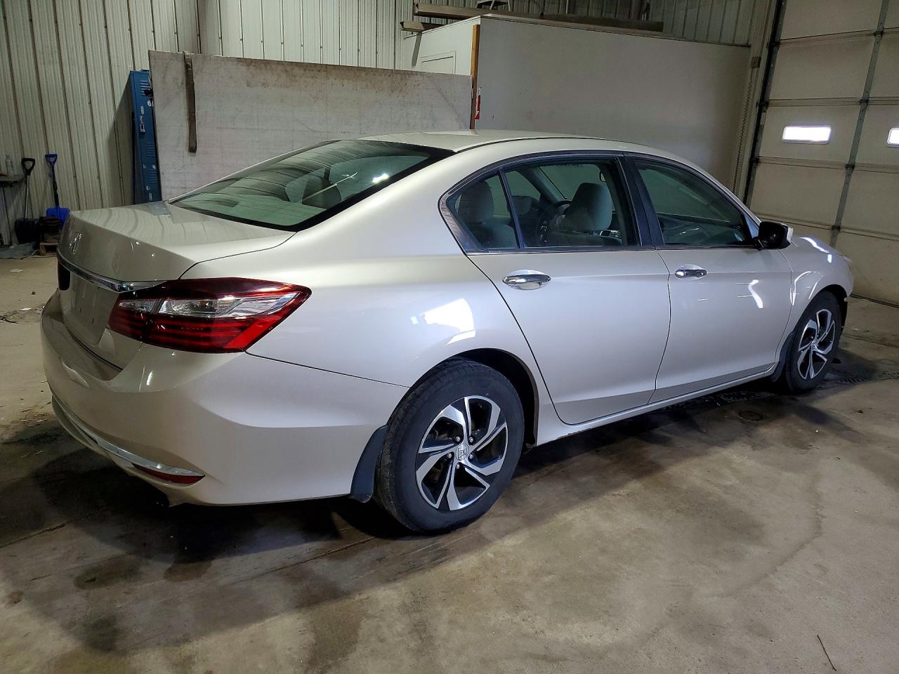 2017 HONDA ACCORD LX photo 7