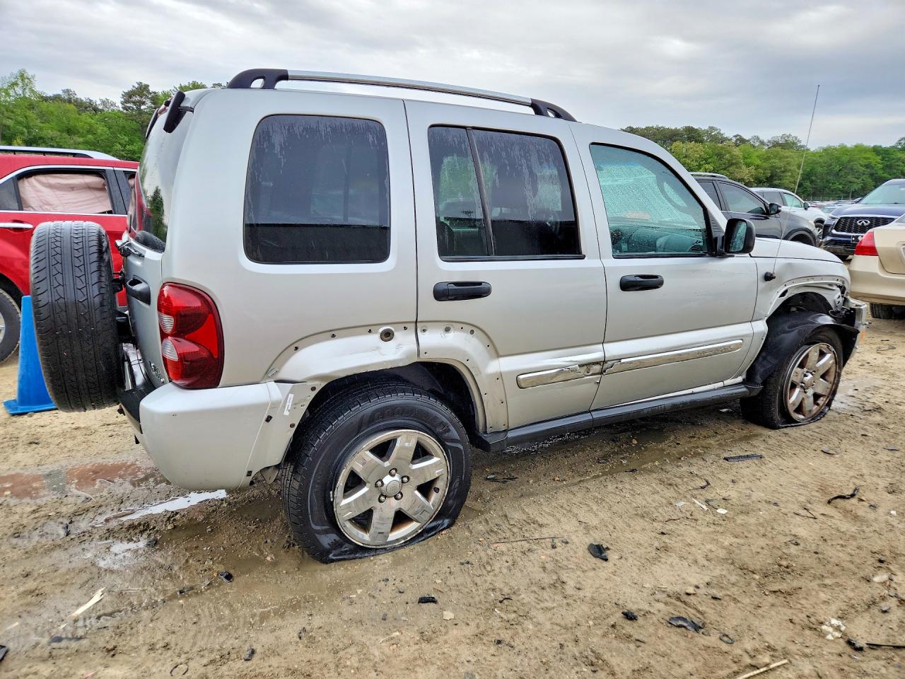 2005 JEEP LIBERTY LIMITED photo 5