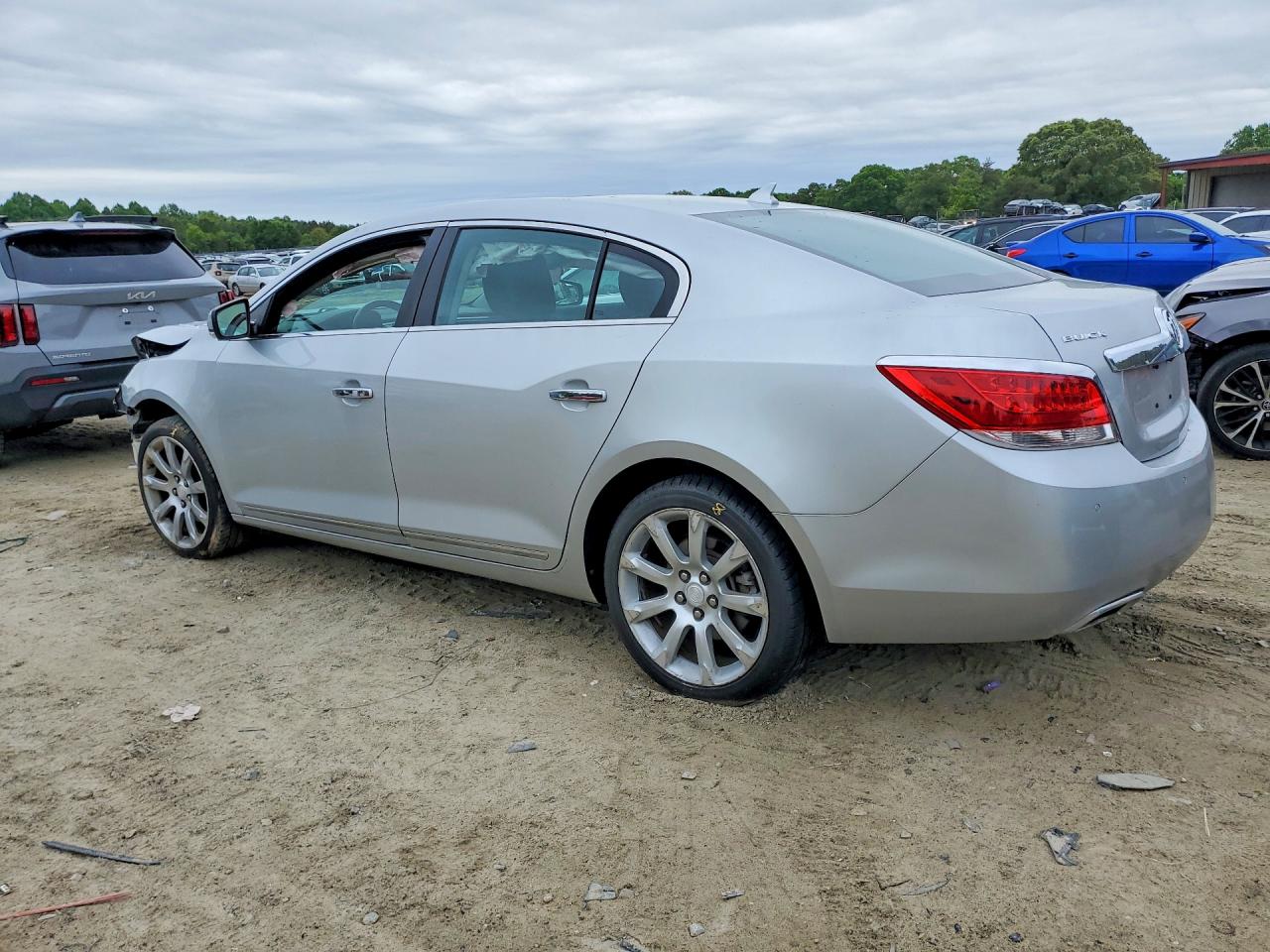 2012 BUICK LACROSSE TOURING photo 4