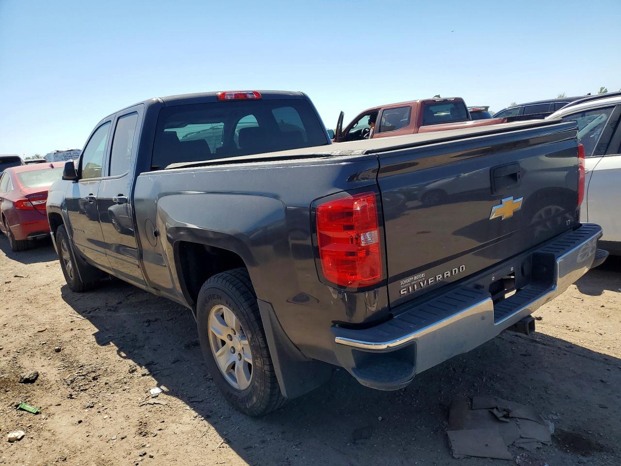 2015 CHEVROLET SILVERADO K1500 LT photo 2