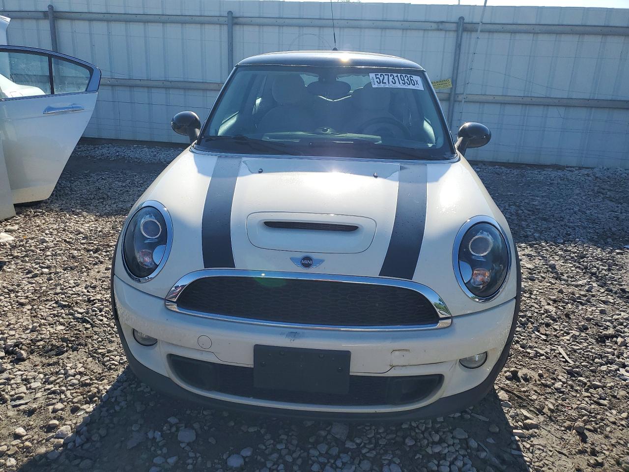 2012 MINI COOPER S photo 9