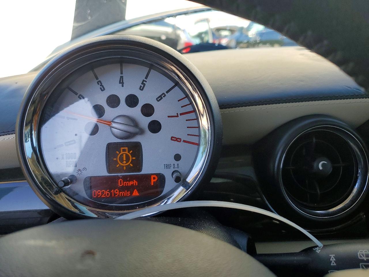 2012 MINI COOPER S photo 17