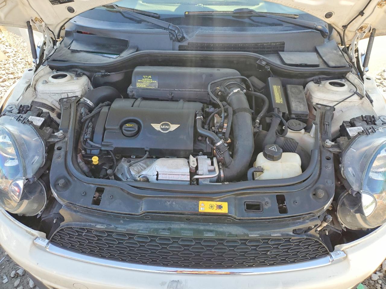 2012 MINI COOPER S photo 21