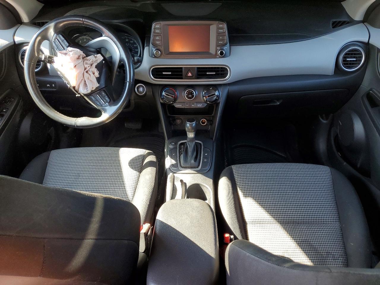 2020 HYUNDAI KONA SEL PLUS photo 15