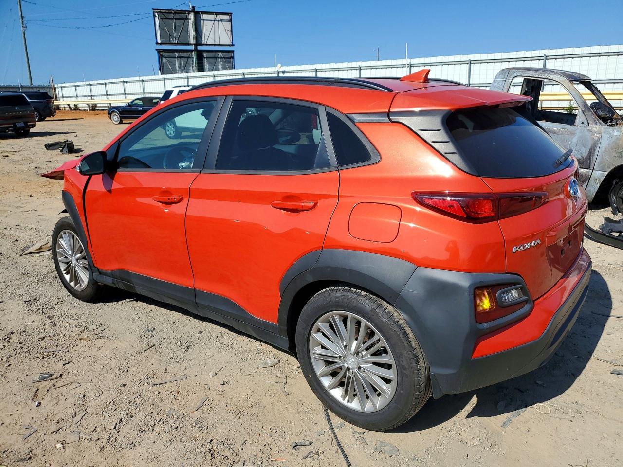 2020 HYUNDAI KONA SEL PLUS photo 3