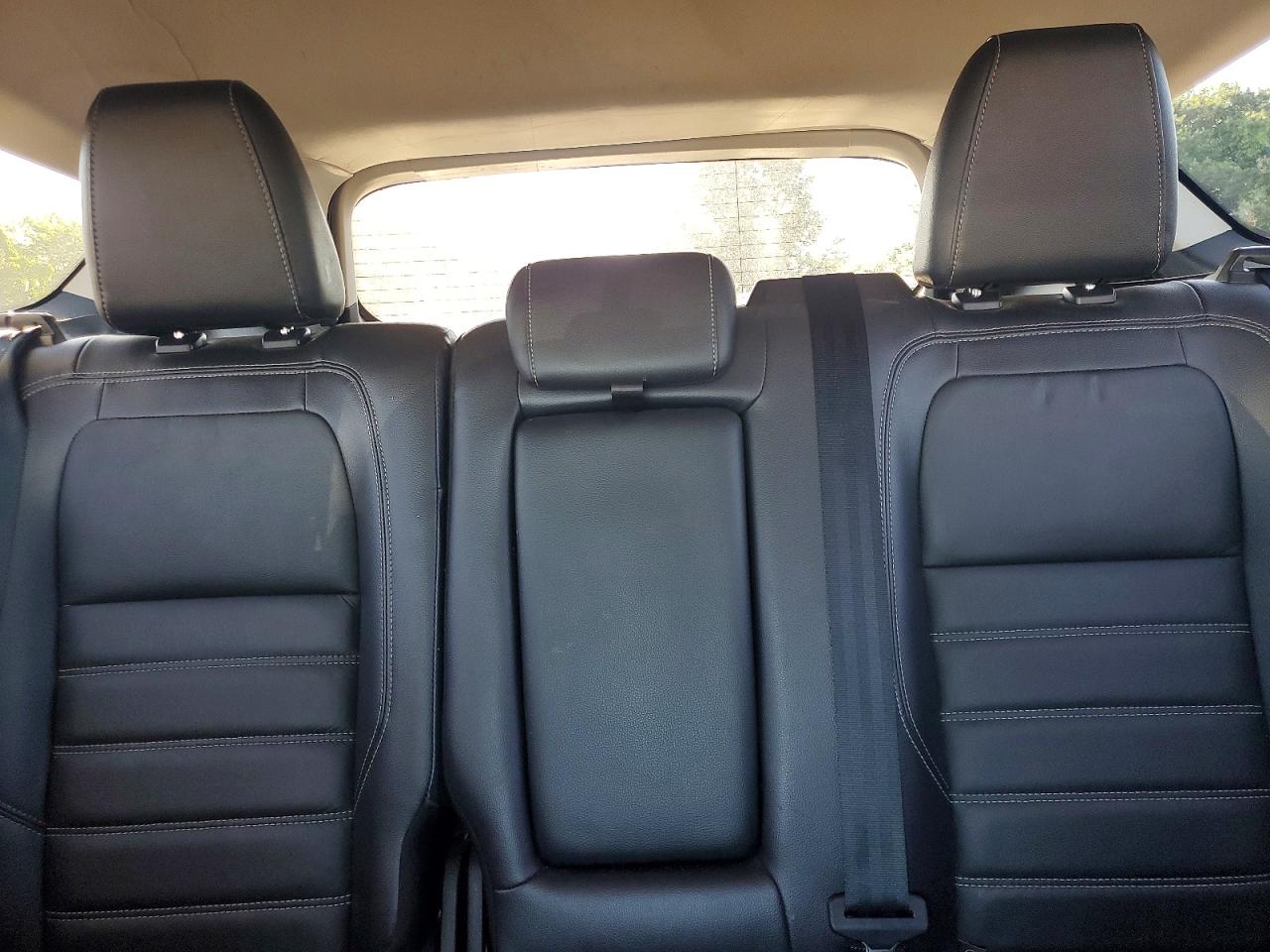 2017 FORD ESCAPE TITANIUM photo 10