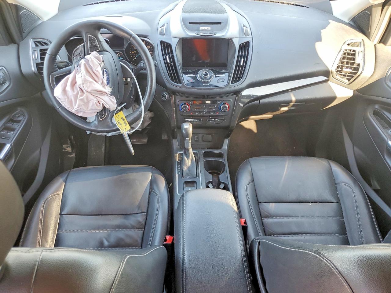 2017 FORD ESCAPE TITANIUM photo 8