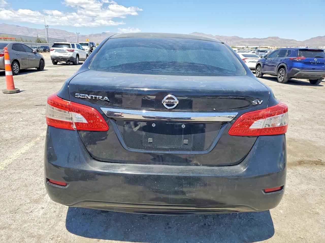 2015 NISSAN SENTRA S photo 16