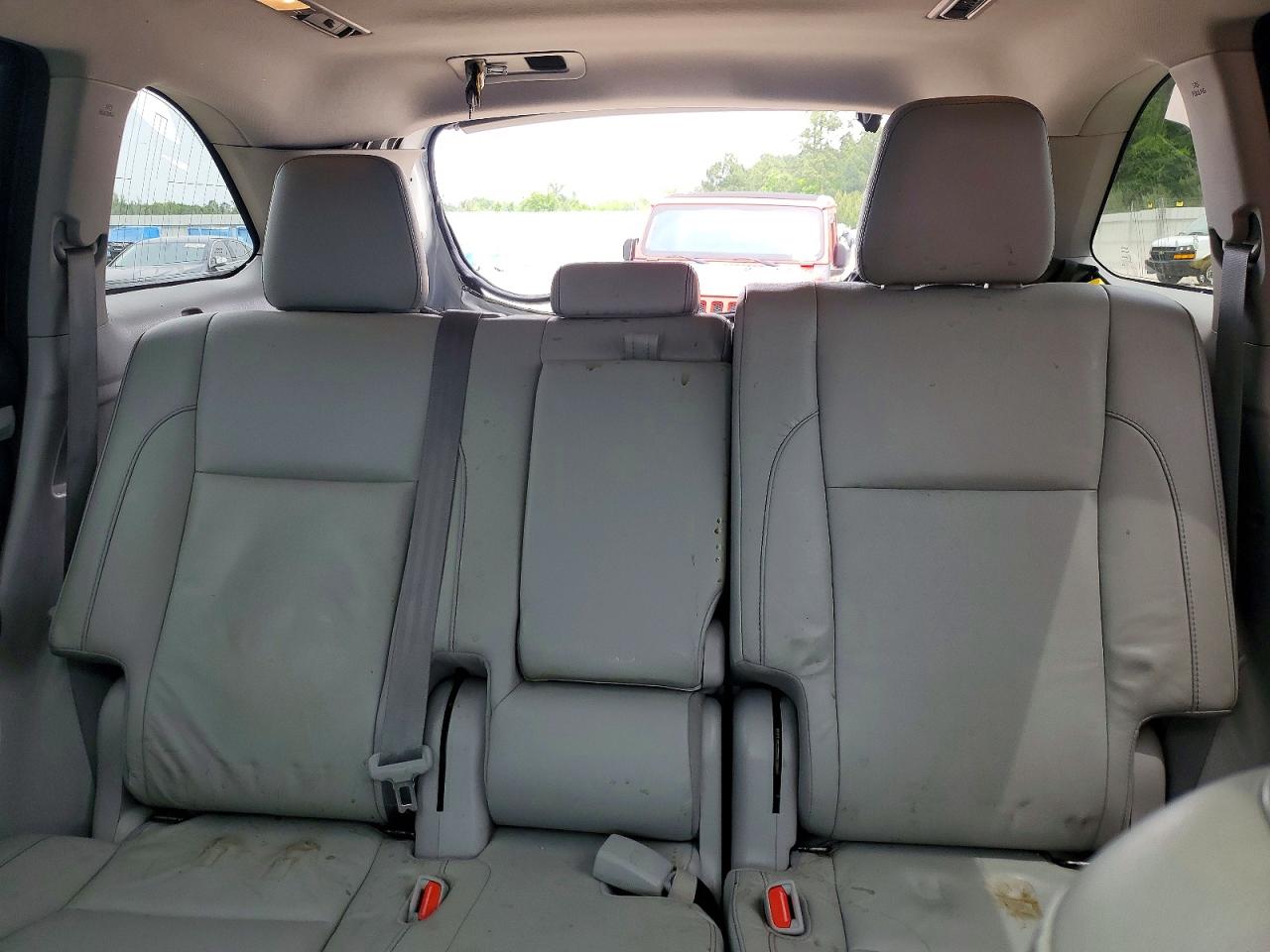 2018 TOYOTA HIGHLANDER XLE photo 19