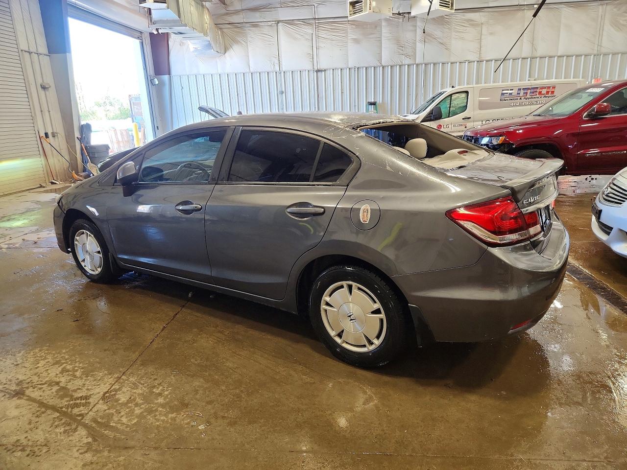 2013 HONDA CIVIC HF photo 2