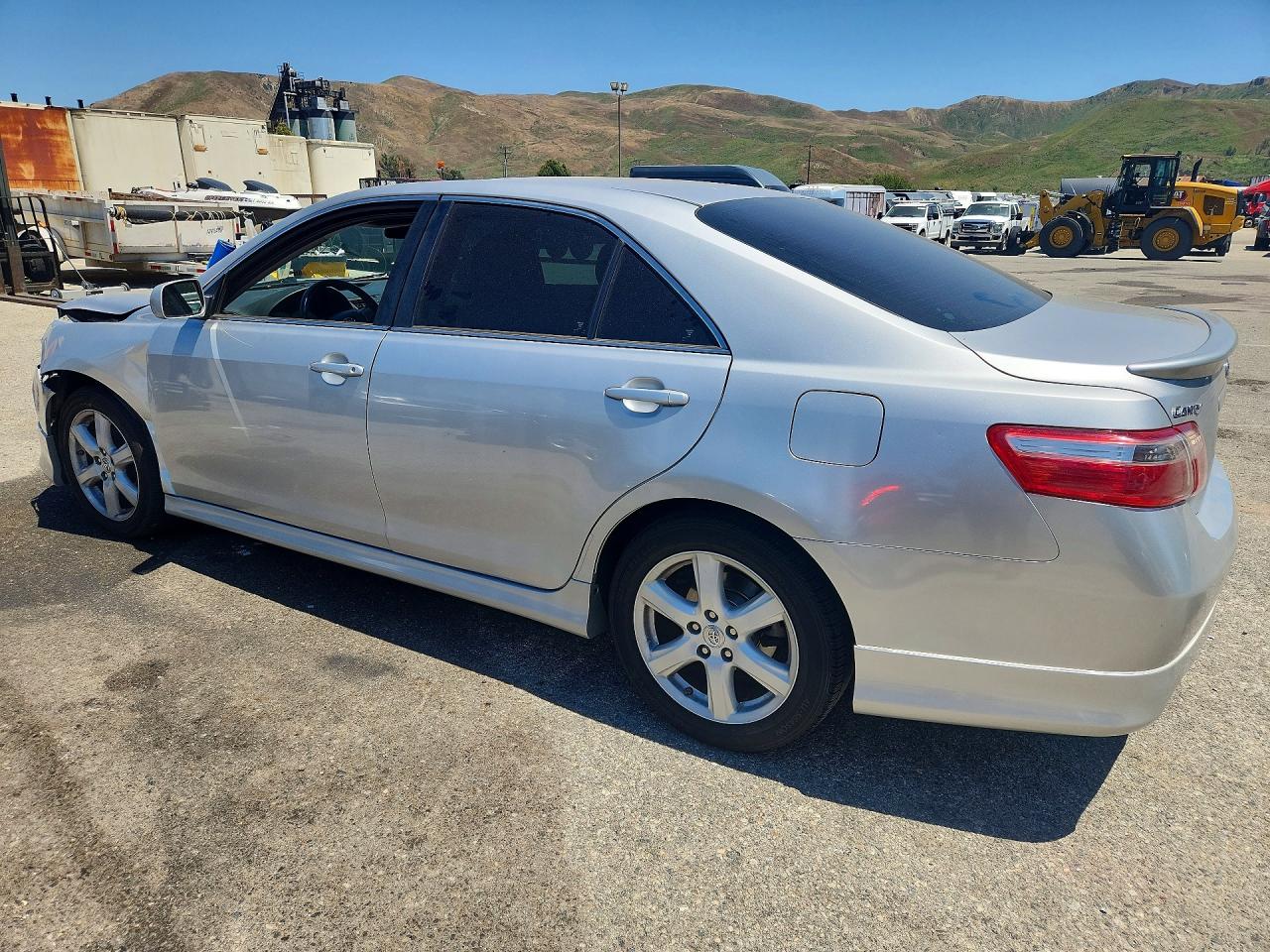 2007 TOYOTA CAMRY SE photo 3