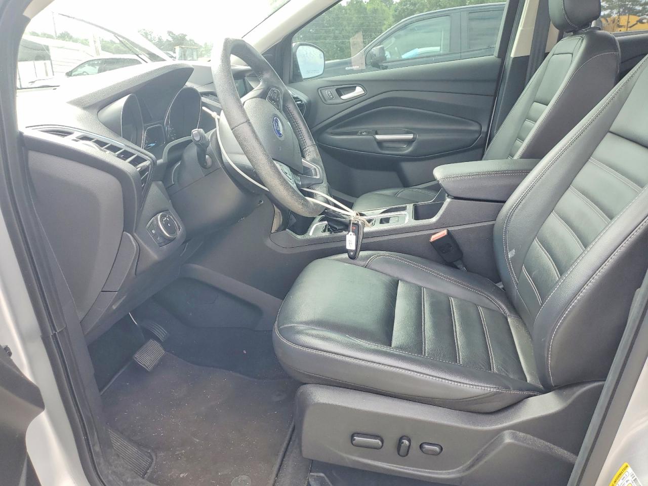 2019 FORD ESCAPE TITANIUM photo 13