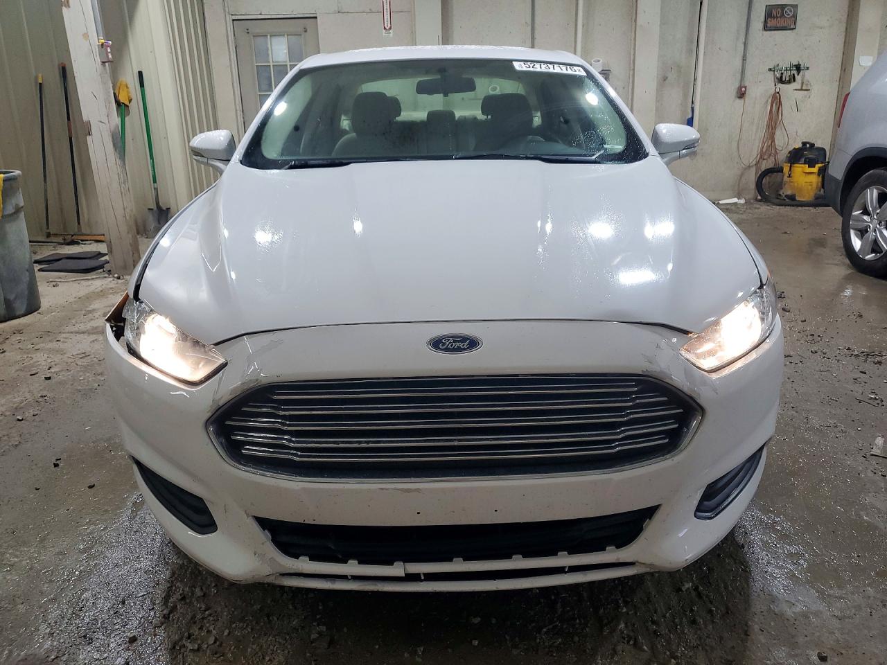 2016 FORD FUSION SE photo 13