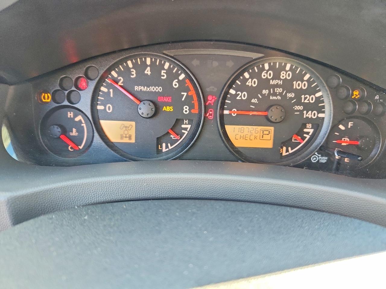 2012 NISSAN XTERRA X photo 17