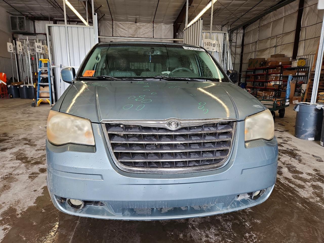 2008 CHRYSLER TOWN & COUNTRY TOURING photo 9