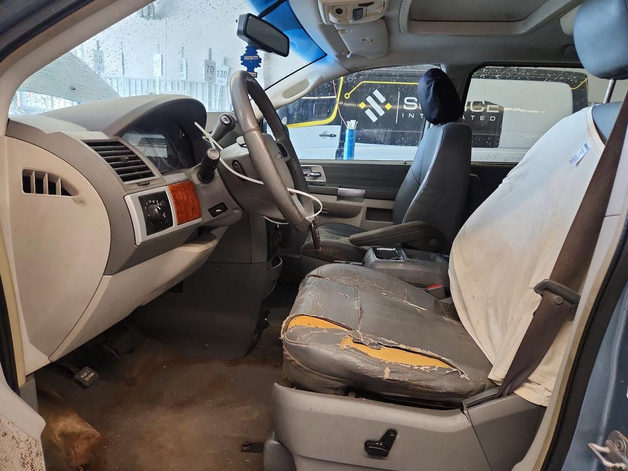 2008 CHRYSLER TOWN & COUNTRY TOURING photo 13