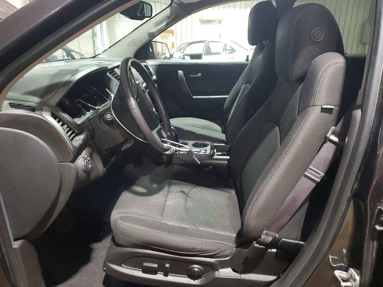 2015 GMC ACADIA SLE photo 13