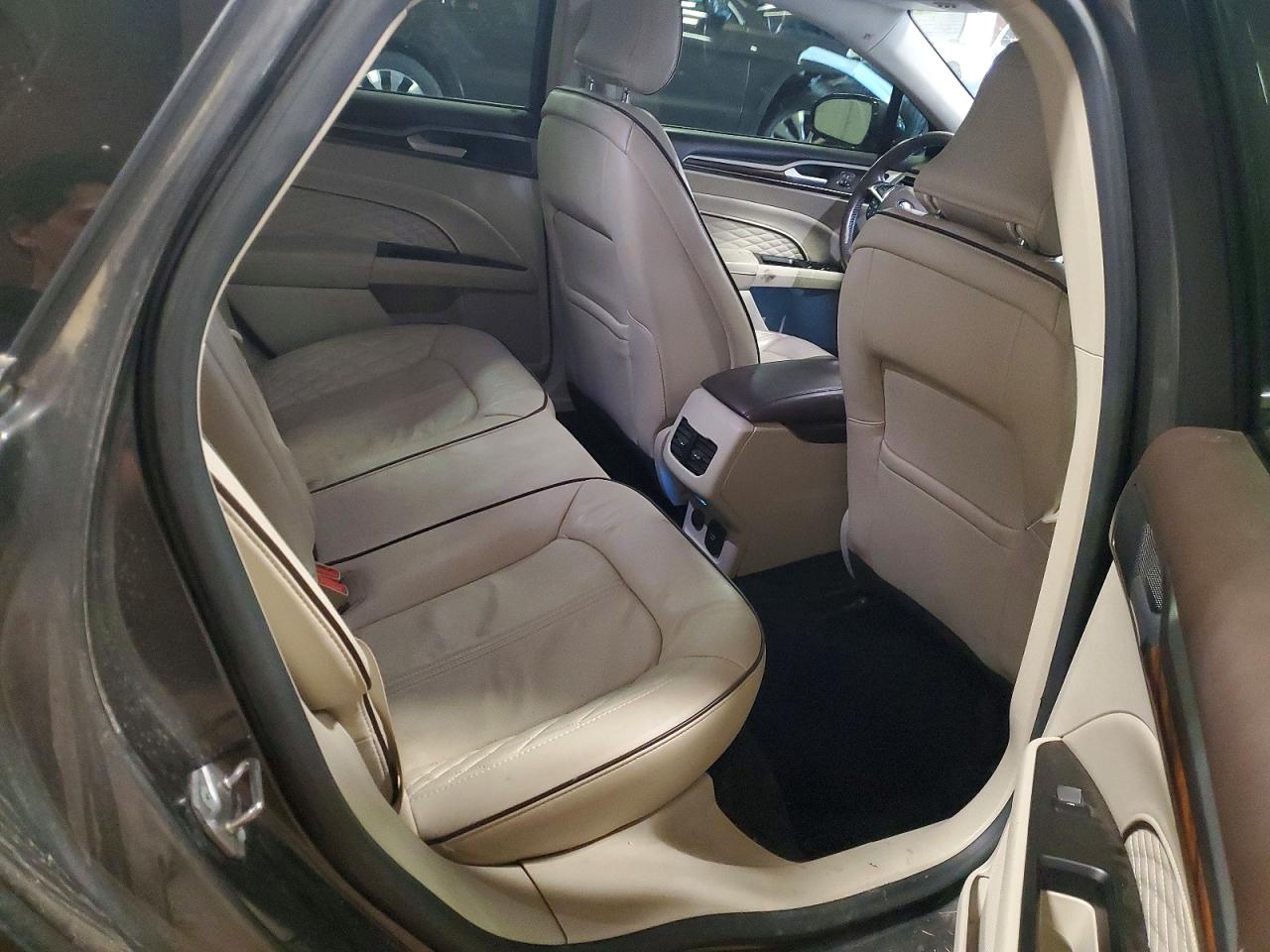 2017 FORD FUSION TITANIUM photo 10
