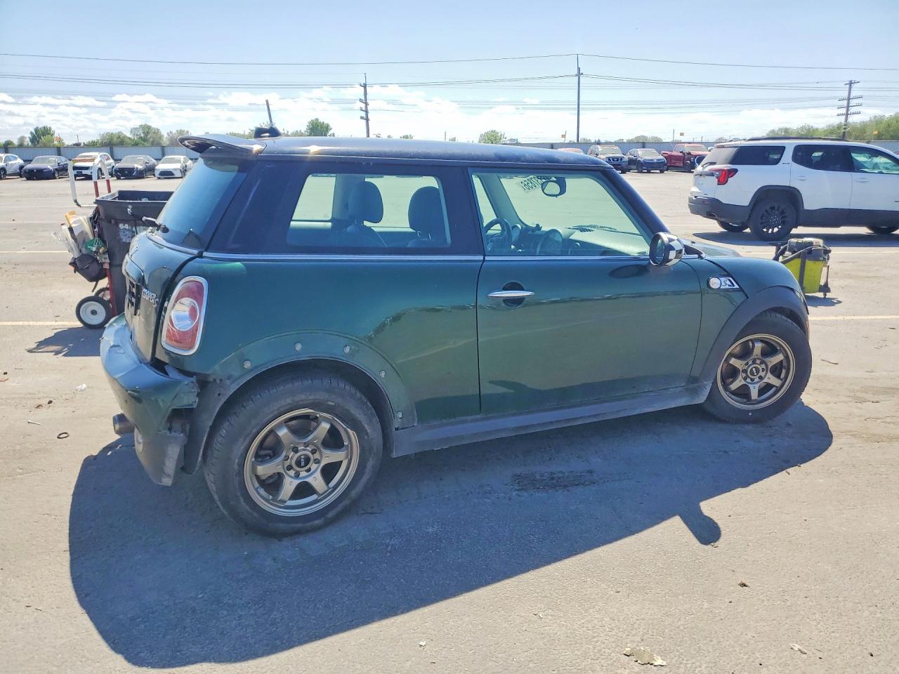 2011 MINI COOPER S photo 3