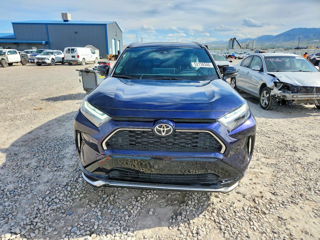 2025 TOYOTA RAV4 XSE photo 9