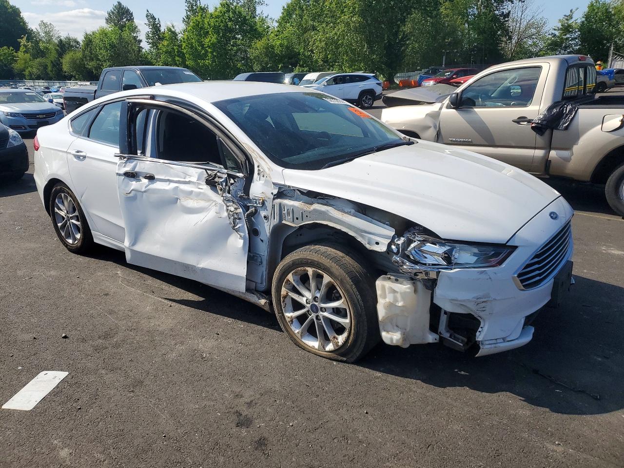 2019 FORD FUSION SE photo 4