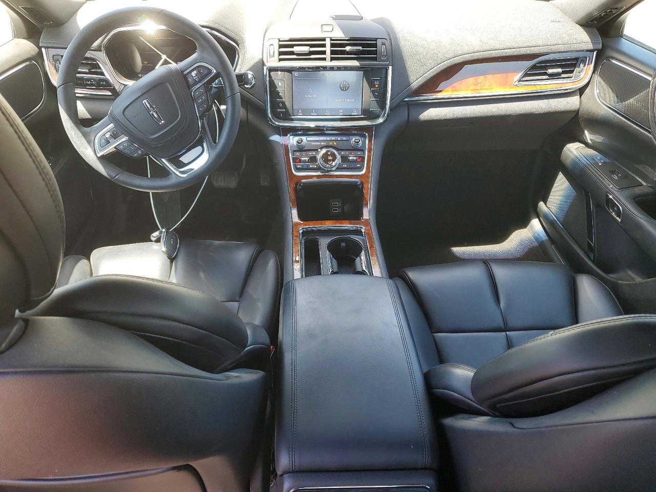 2020 LINCOLN CONTINENTAL photo 15