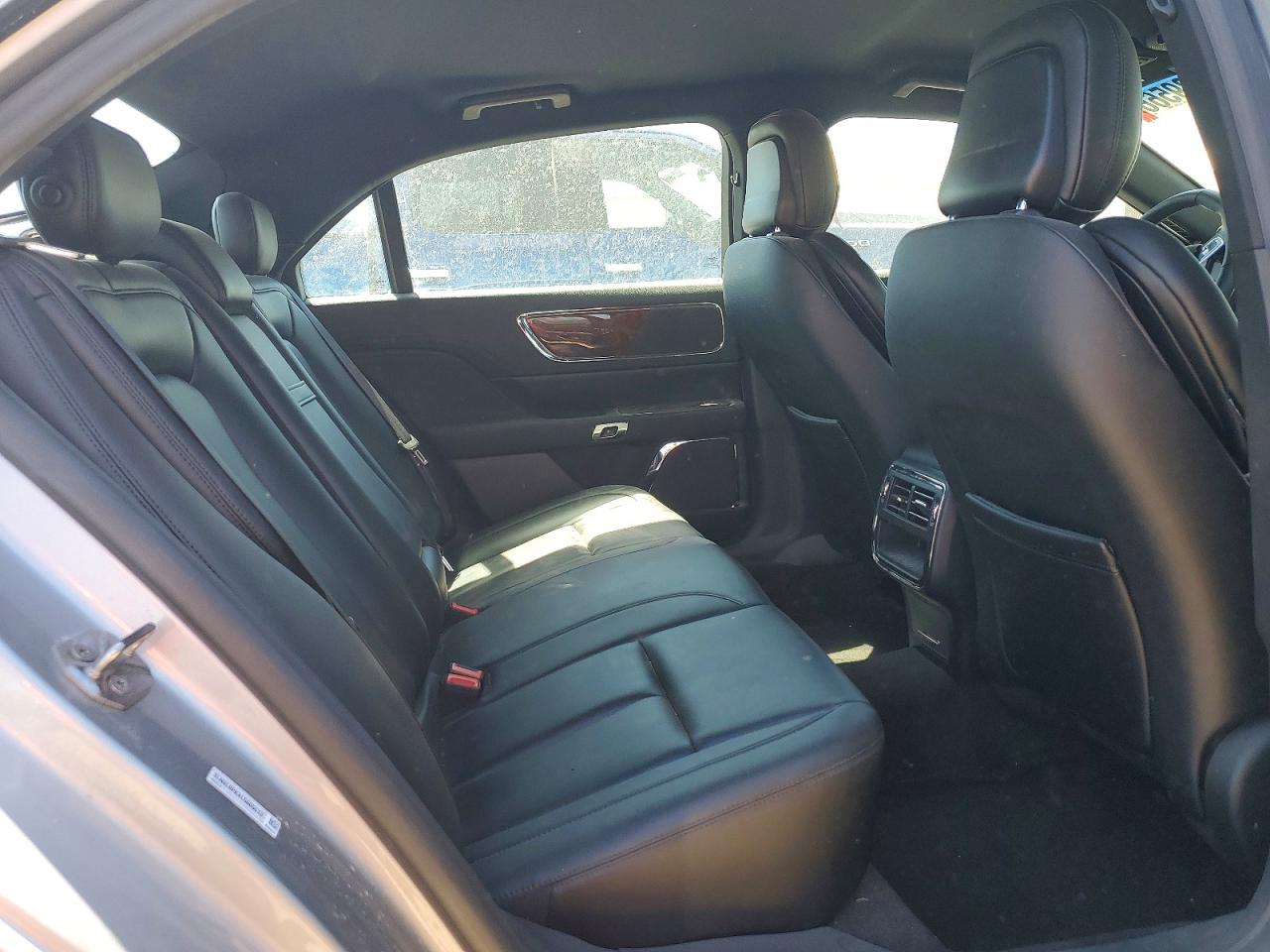 2020 LINCOLN CONTINENTAL photo 19