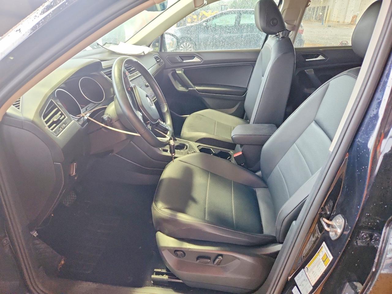 2020 VOLKSWAGEN TIGUAN SE photo 13