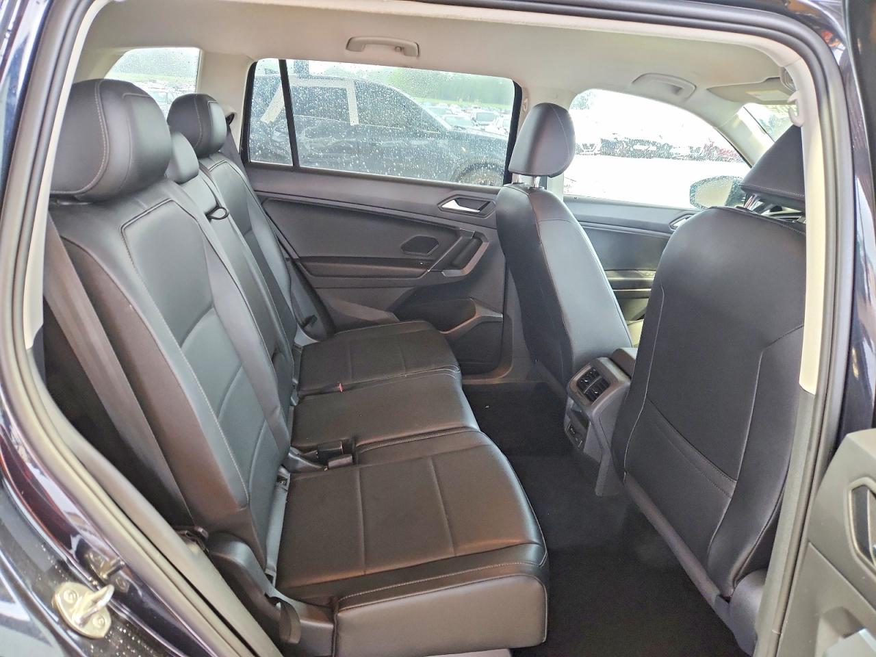 2020 VOLKSWAGEN TIGUAN SE photo 21