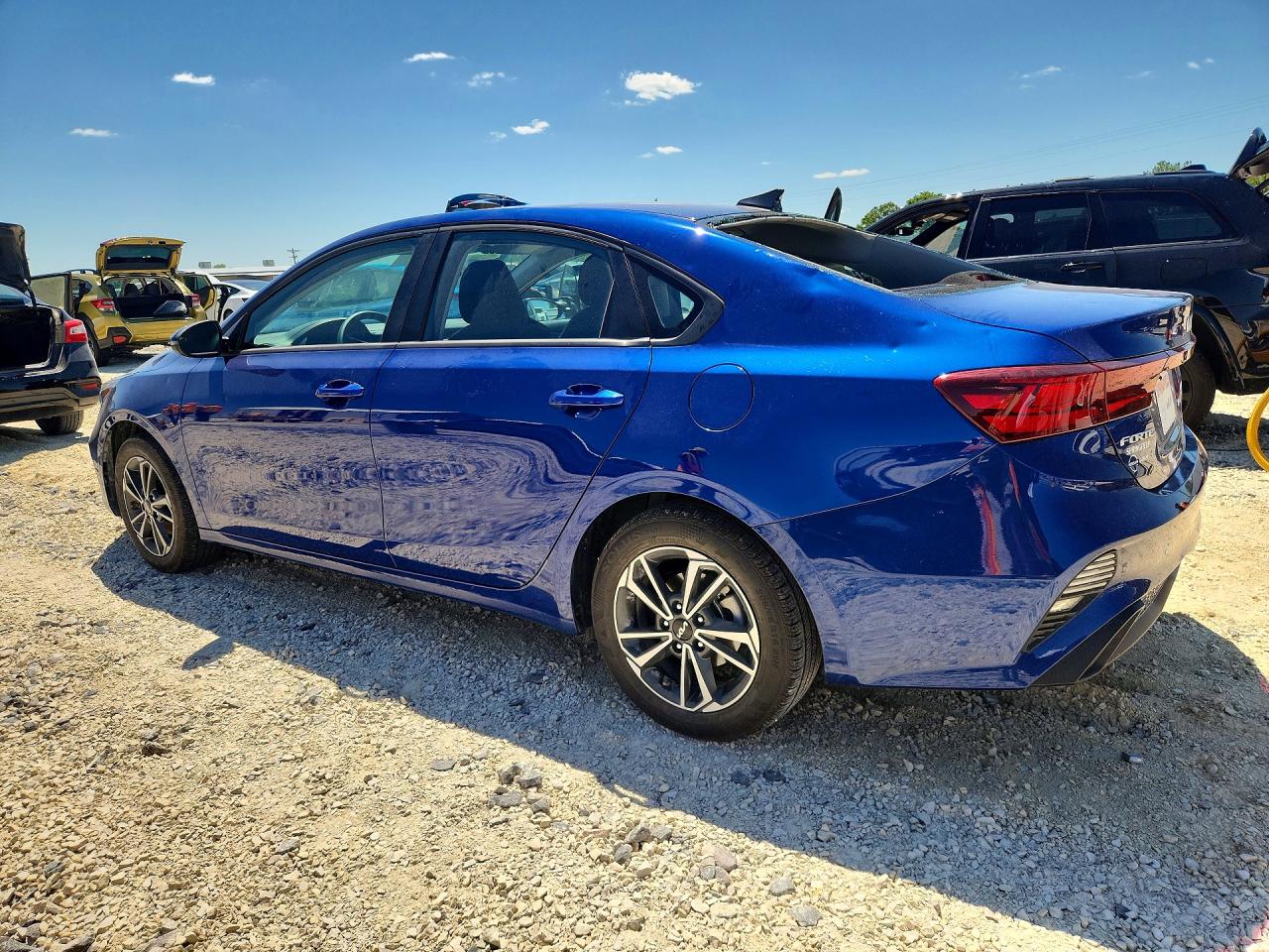 2024 KIA FORTE LXS photo 4