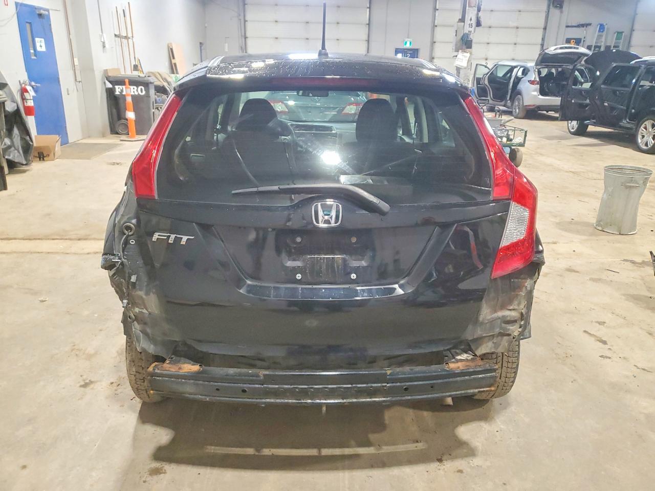 2019 HONDA FIT LX photo 16