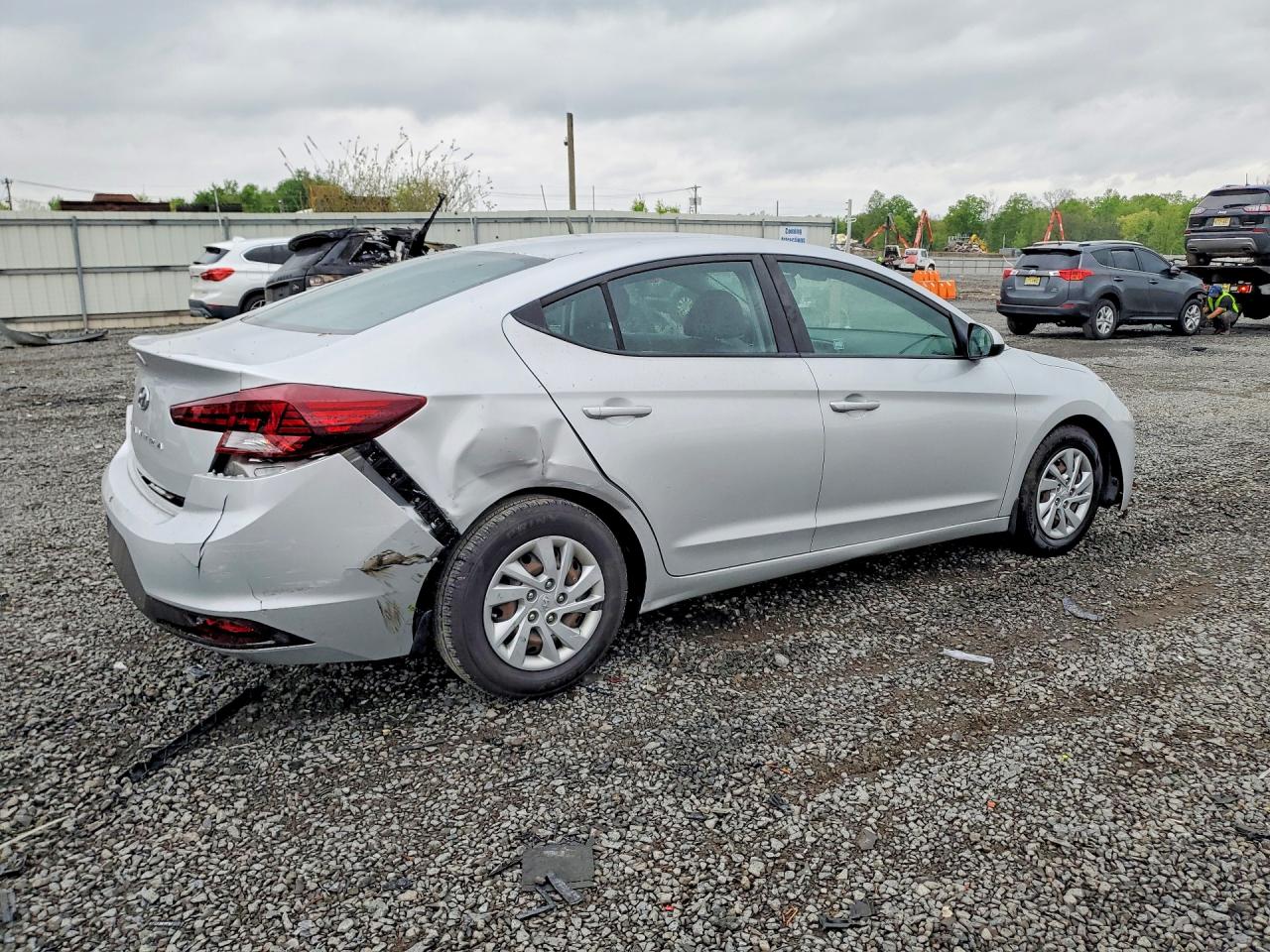 2020 HYUNDAI ELANTRA SE photo 7