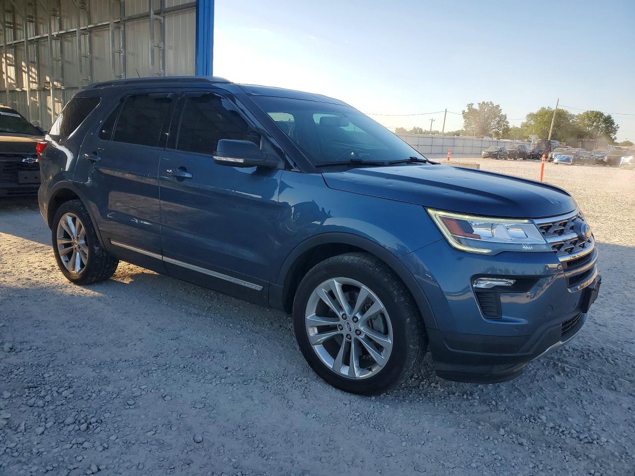 2018 FORD EXPLORER XLT photo 7