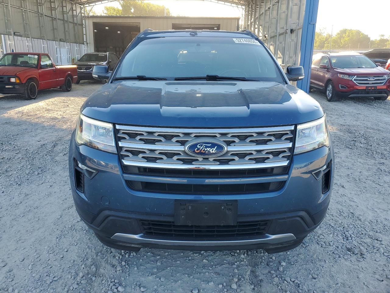 2018 FORD EXPLORER XLT photo 9