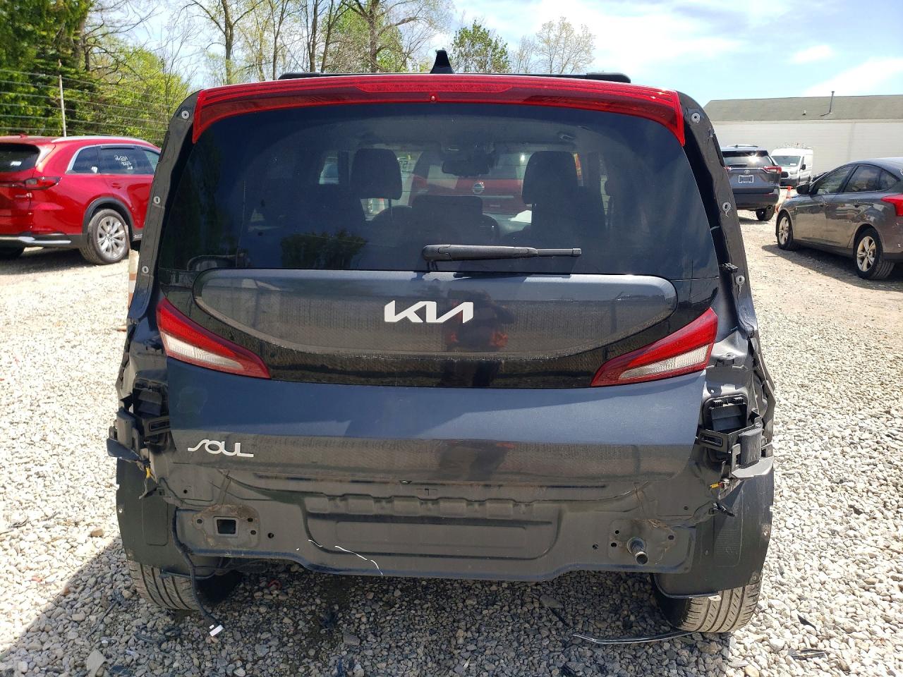 2022 KIA SOUL S photo 11