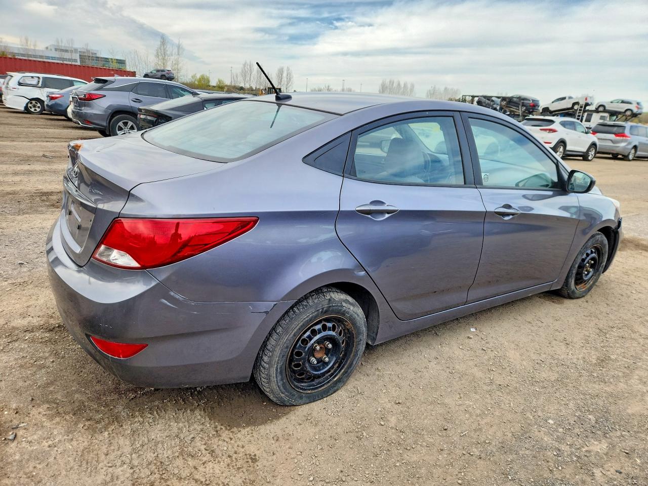 2015 HYUNDAI ACCENT GLS photo 3