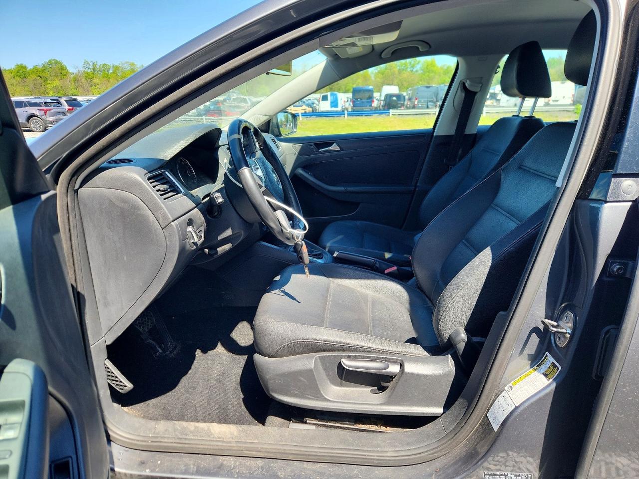 2012 VOLKSWAGEN JETTA SE photo 13